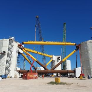 Avancement de la construction des flotteurs à Fos-sur-Mer - octobre 2024